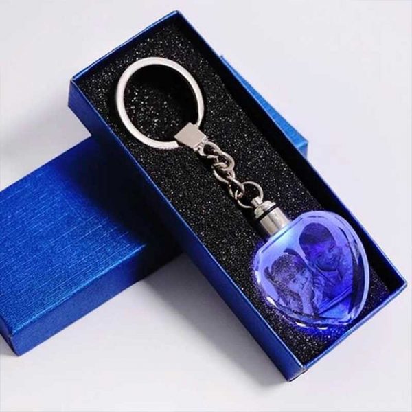 Customized Crystal Keychain with LED Lighting and Engraved Pictures